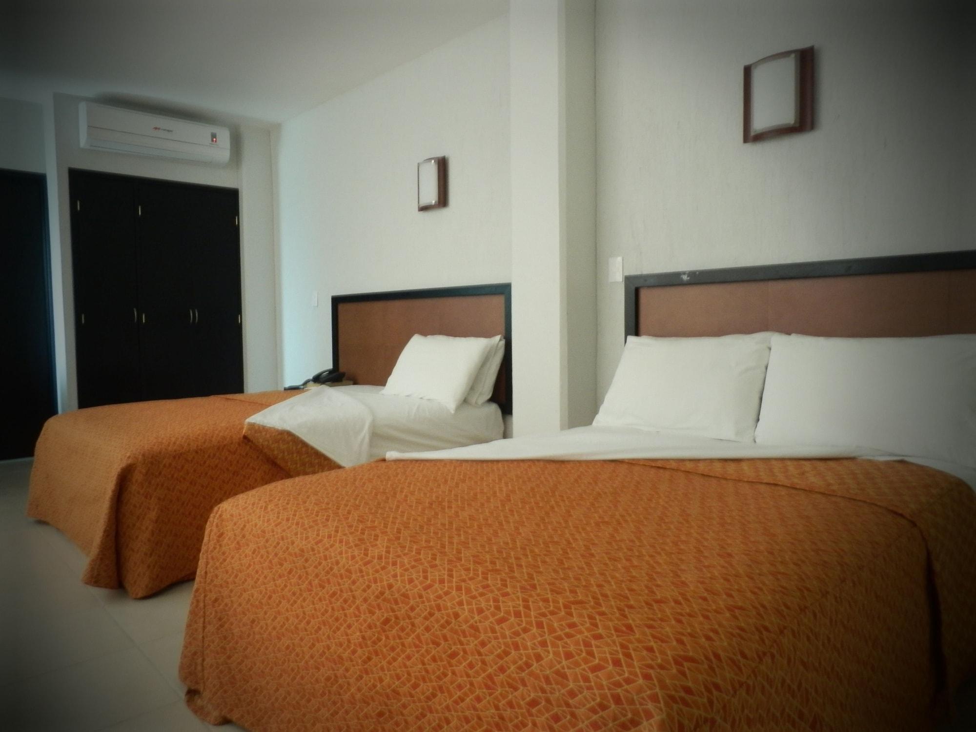 Hotel Rs Suites Tuxtla Gutiérrez Esterno foto